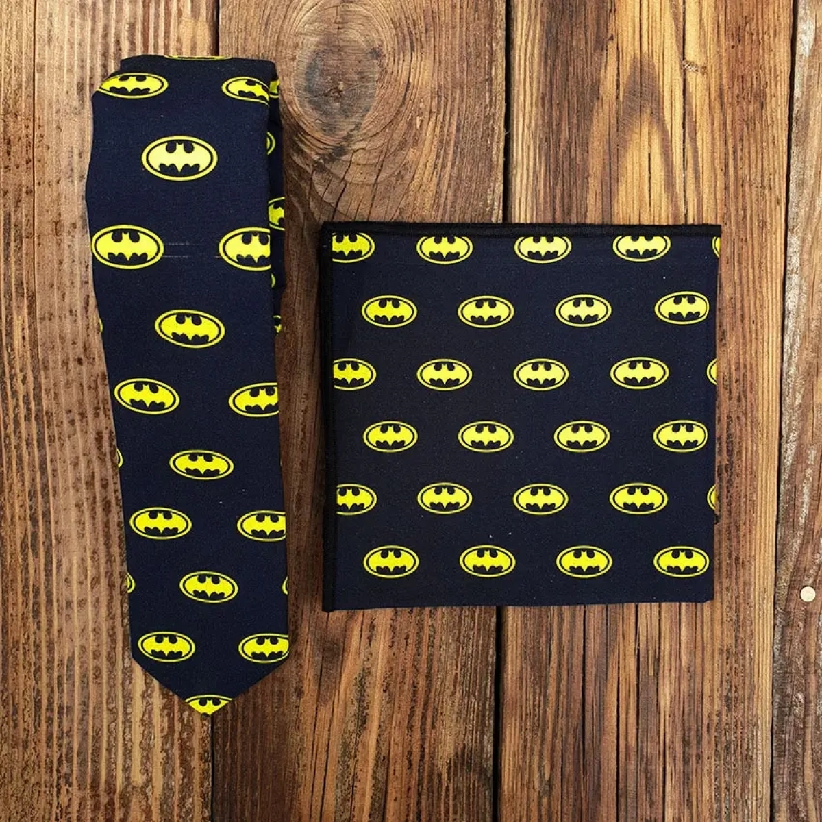 2446images-batman-kravata-1683-7