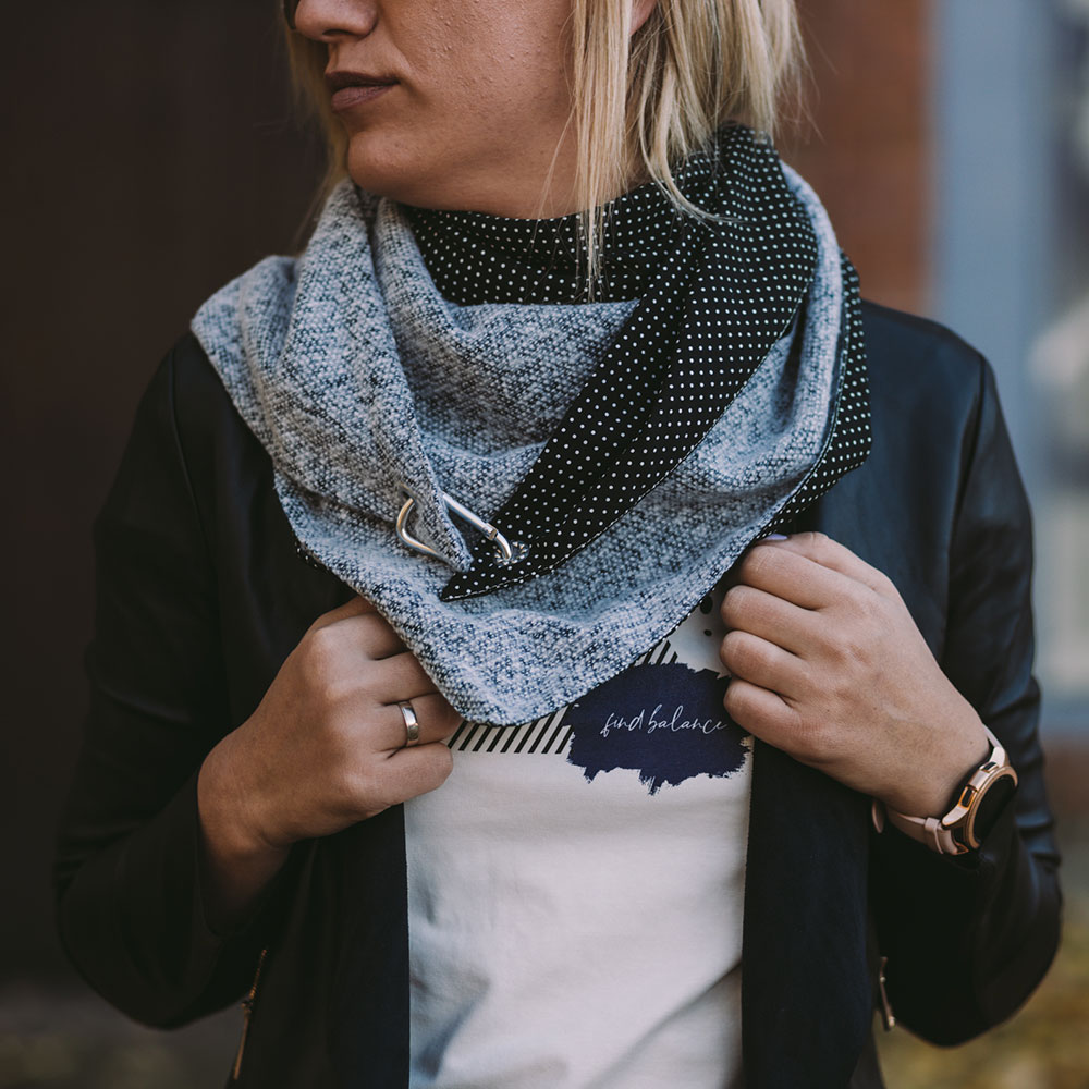 images-tied-up-casual-unisex-sal-5-2503-1.jpg