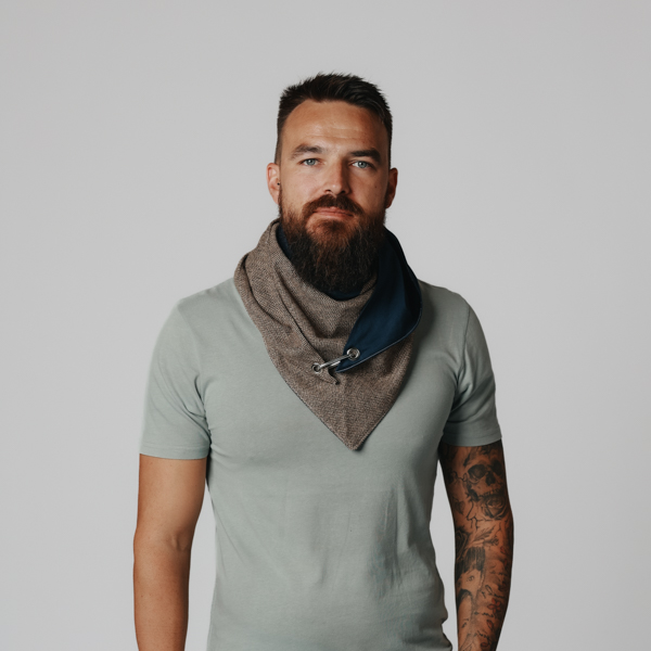 images-tied-up-casual-unisex-sal-53-2922-1.jpg