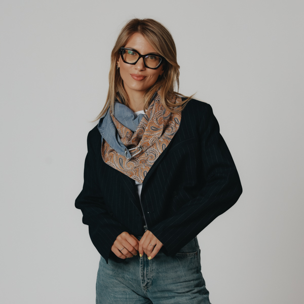 images-tied-up-casual-unisex-sal-55-2924-3.jpg
