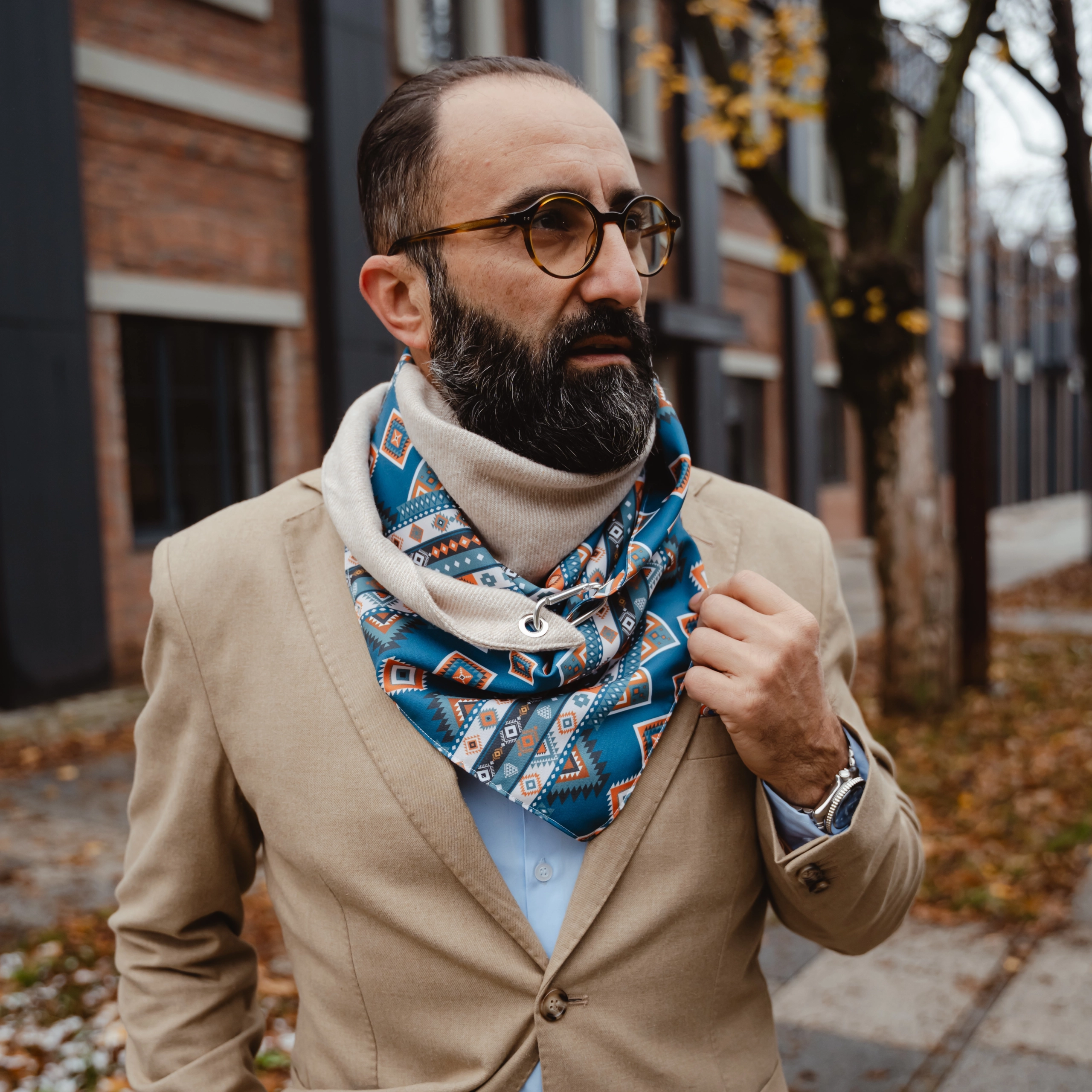 plavo-bez-braon-unisex-sal-u-modernom-boho-stilu-1764486844-284826