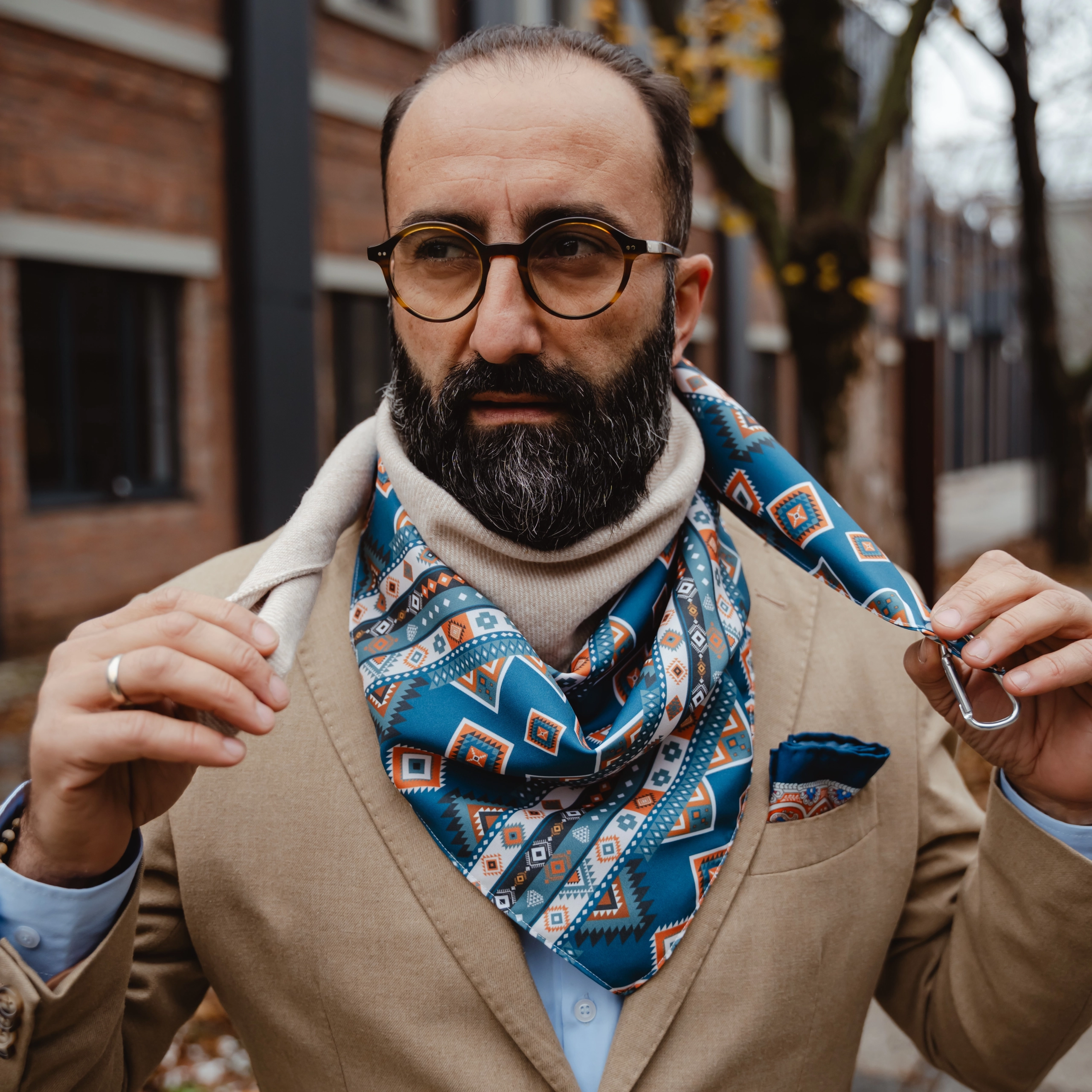 plavo-bez-braon-unisex-sal-u-modernom-boho-stilu-1764486872-769987